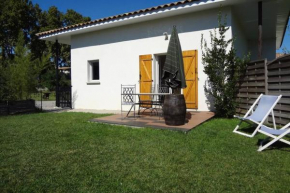 Maison calme avec jardin et parking privés